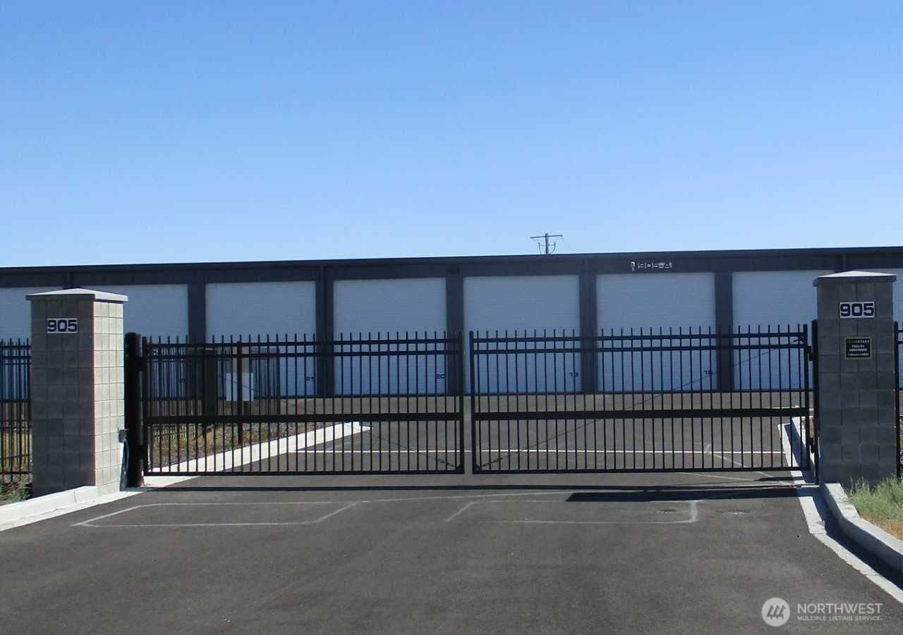 903 Curie Street — photo 1 of 4