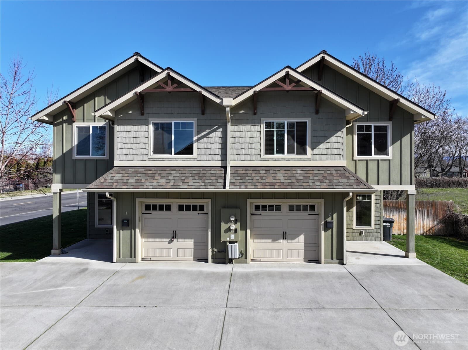 226 Whitman Drive — photo 1 of 8