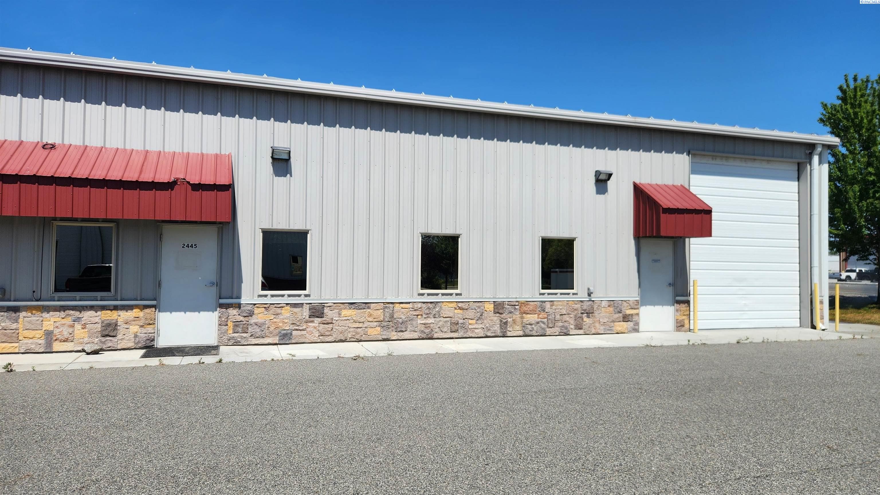 2445 Robertson Dr — photo 1 of 8