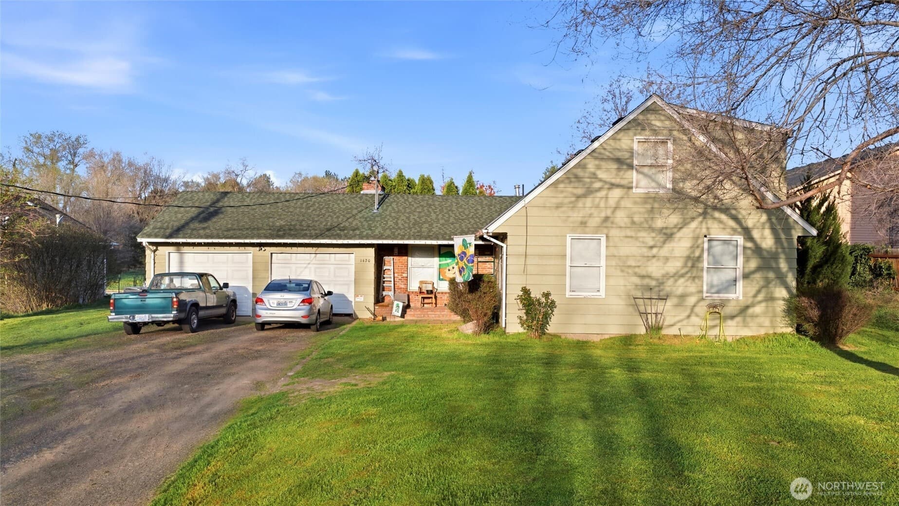 1420 College Avenue — photo 1 of 8