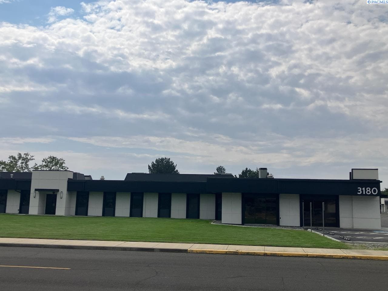 3180 George Washington Way — photo 1 of 8