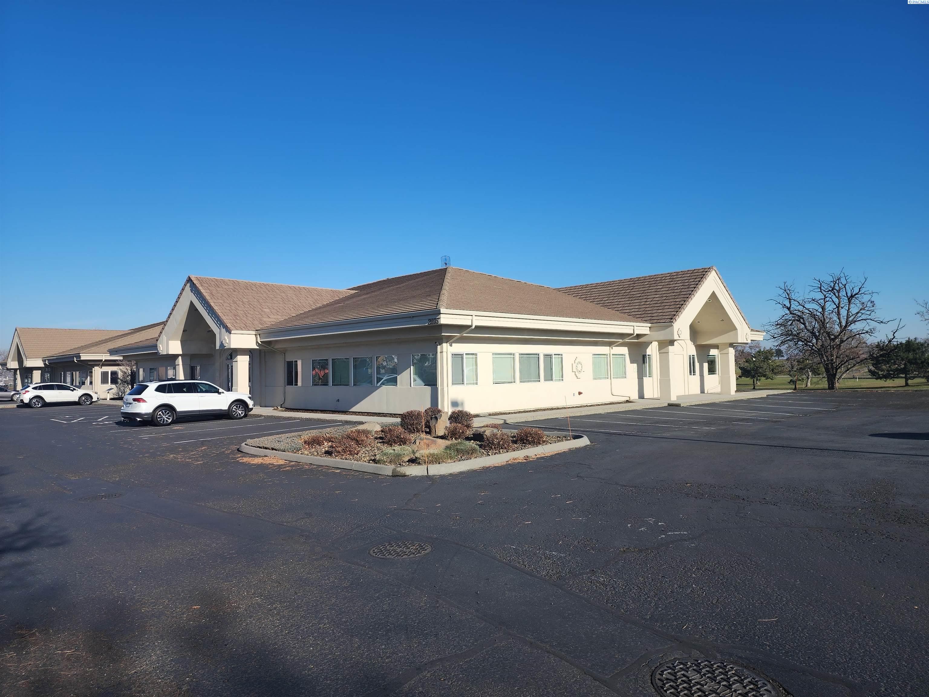 2805 St. Andrews Loop, Ste C & D — photo 1 of 8